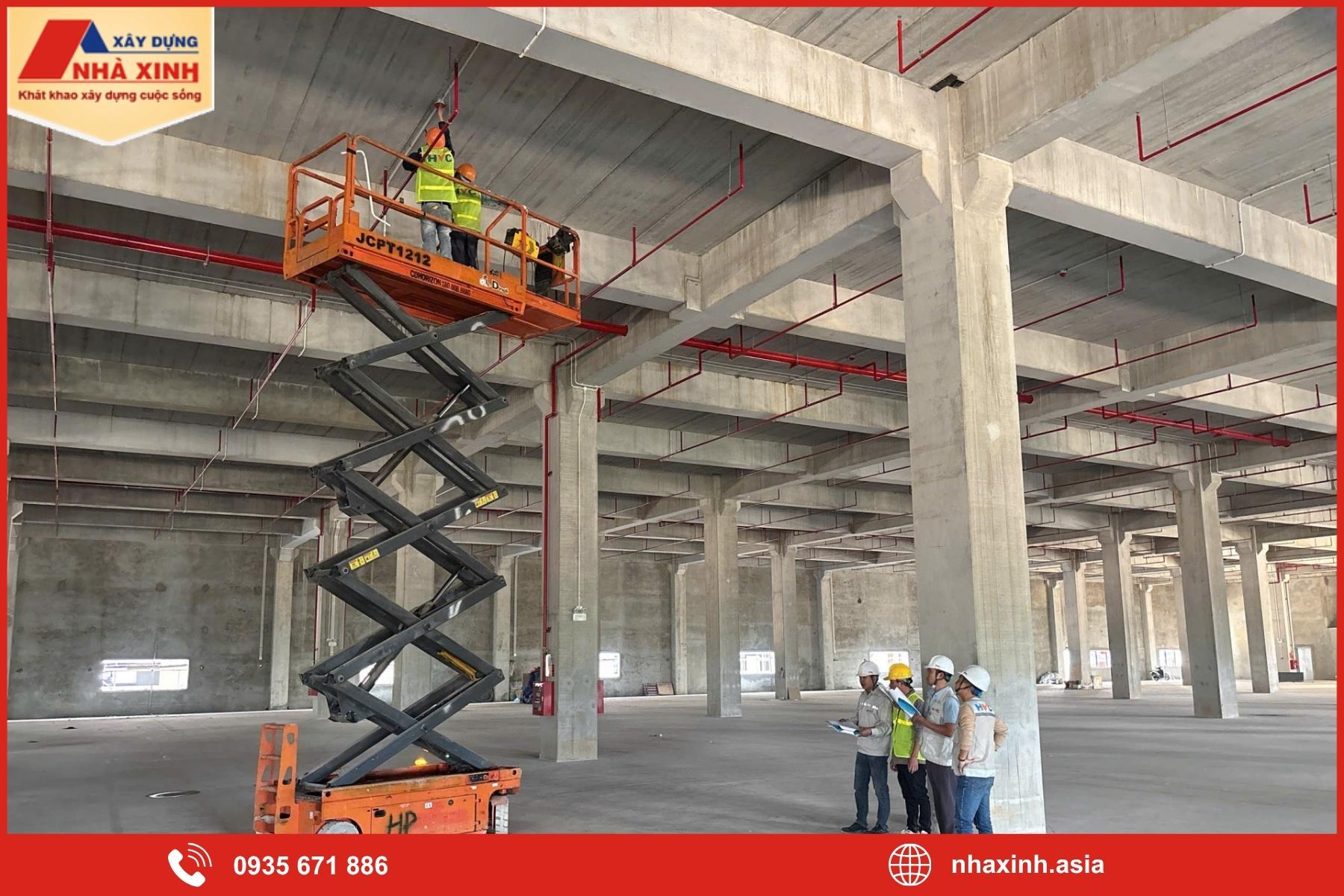 Những yếu tố ảnh hưởng đến tiến độ thi công nhà xưởng